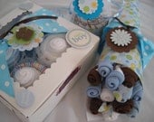 Baby Boy Sweet Trio Gift Set   Onesie/Diaper Cupcakes, Washcloth Bouquet and Blanket Cupcake