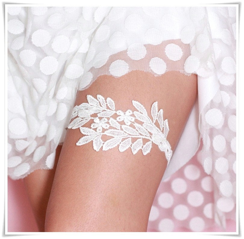 Wedding Garter Ivory Venise Lace