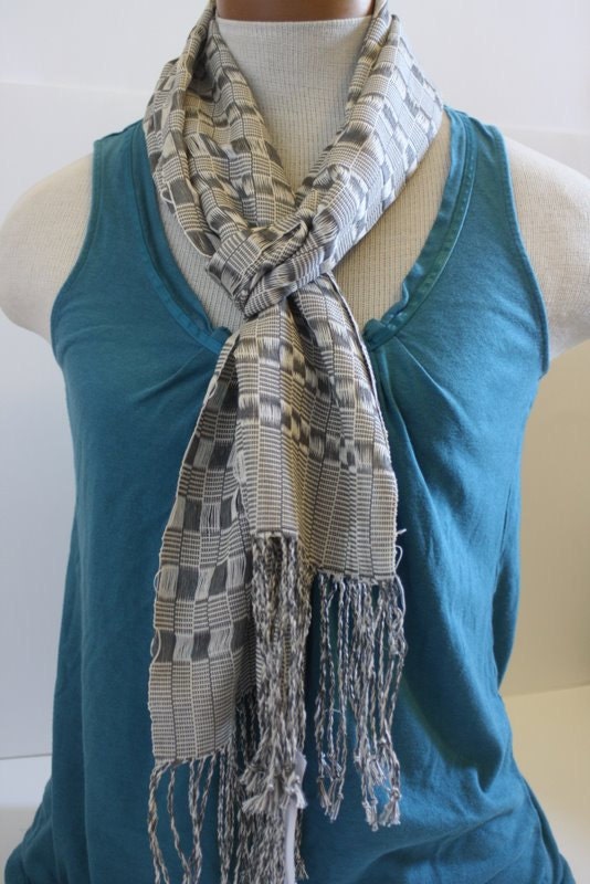 Handwoven Silver and Gray Checkered Scarf - Daw 25