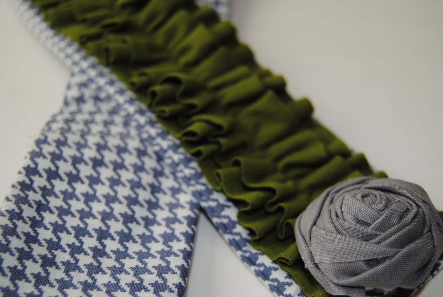 Photographer Camera Strap Cover-SLR- Grey and White Houndstooth with Olive Green Double Ruffle and Rosette Pin