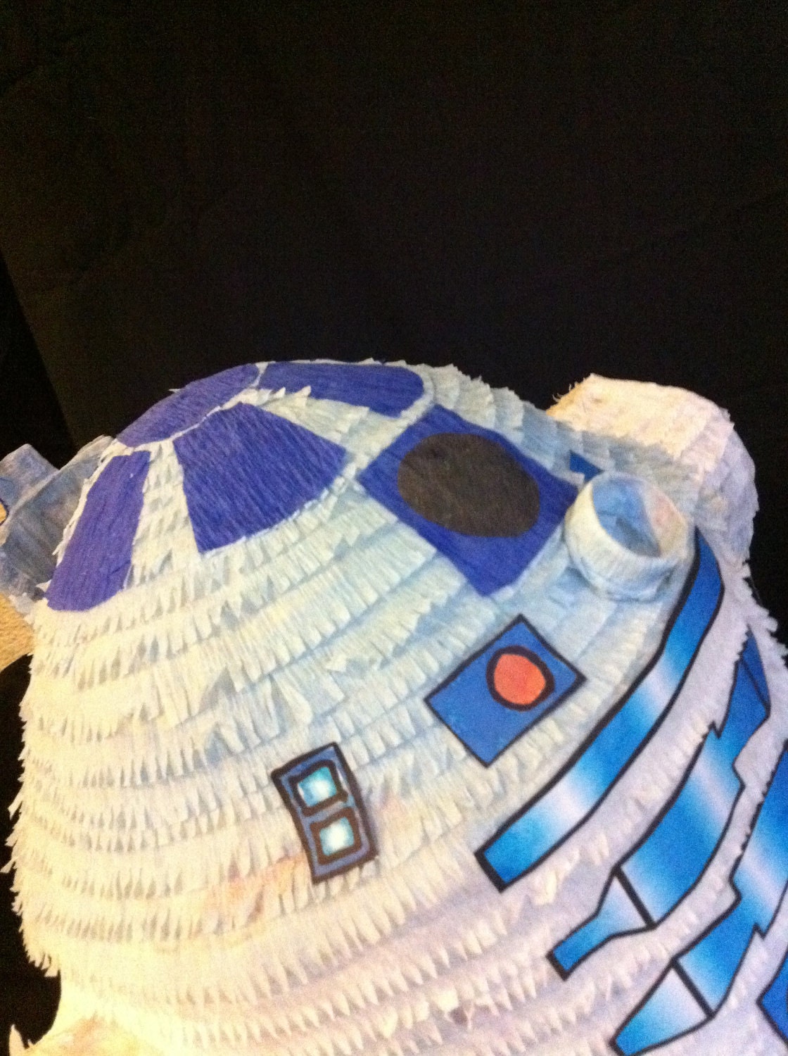 R2D2 Pinata