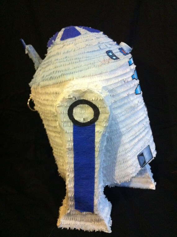R2D2 Pinata