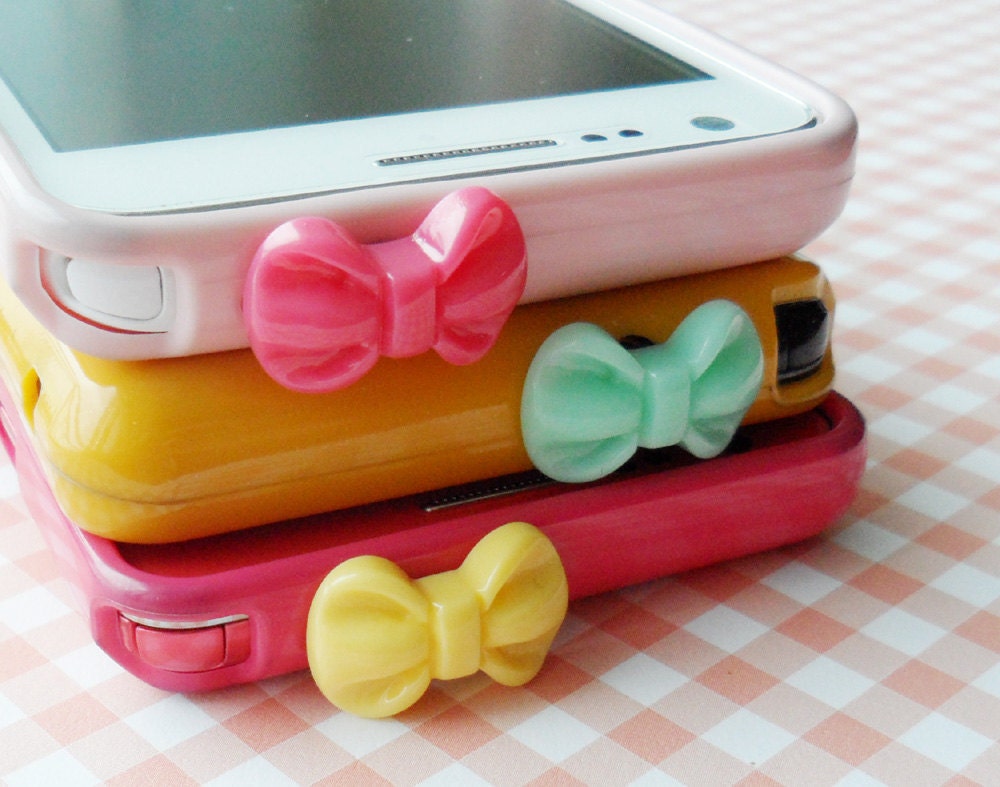 Sweet bow earphone plug (pick your color)
