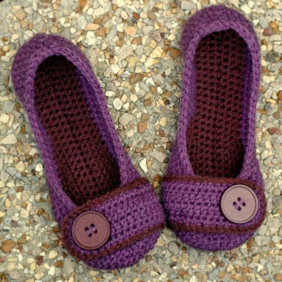 Womens House Slipper Crochet Pattern - Violet- number 205 - Instant Download