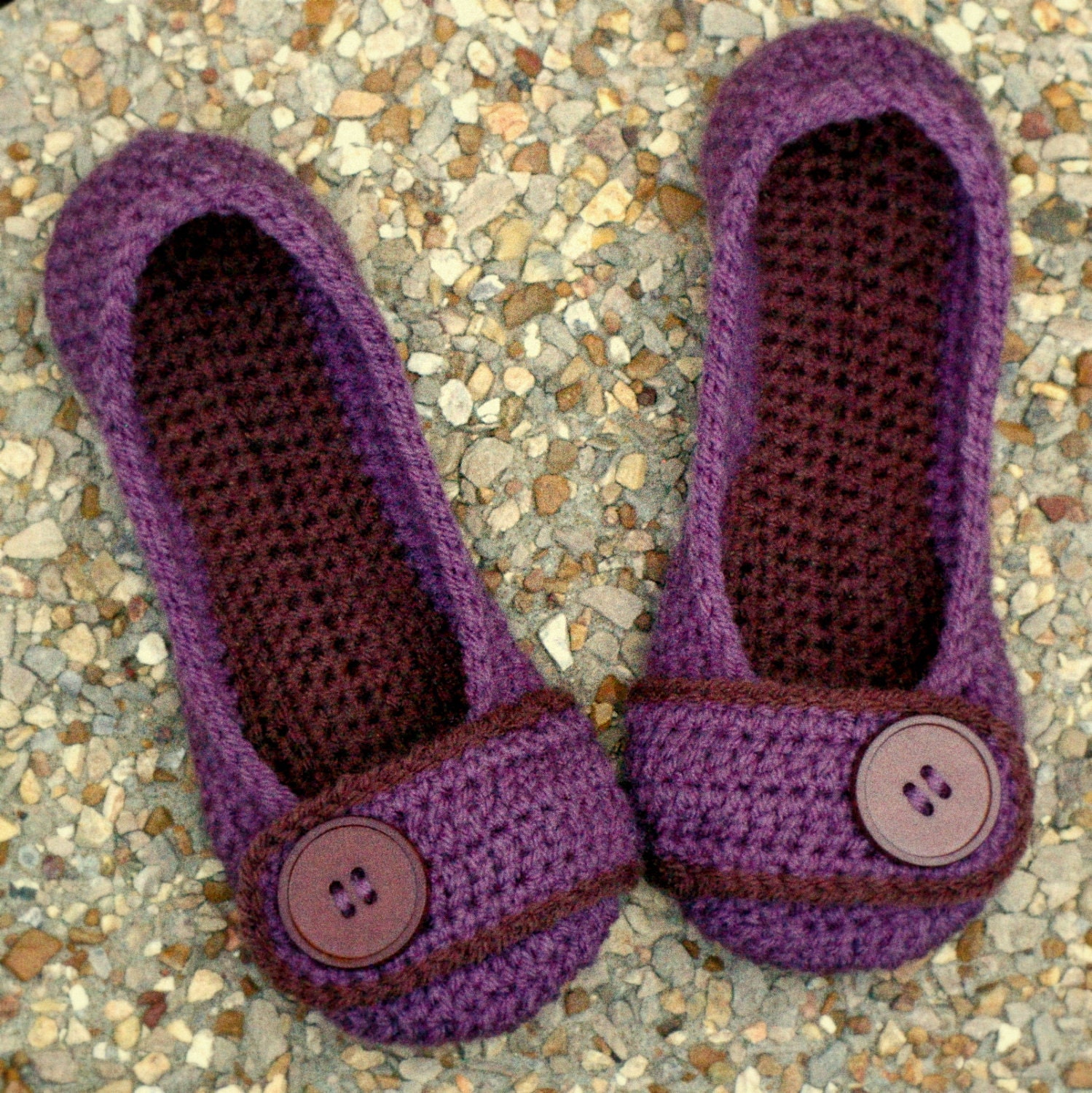 Womens House Slipper Crochet Pattern - Violet- number 205 - Instant Download