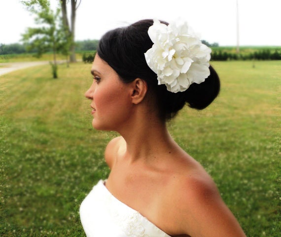 Bridal Flower Hair Clip Peony Wedding Accessories Off White