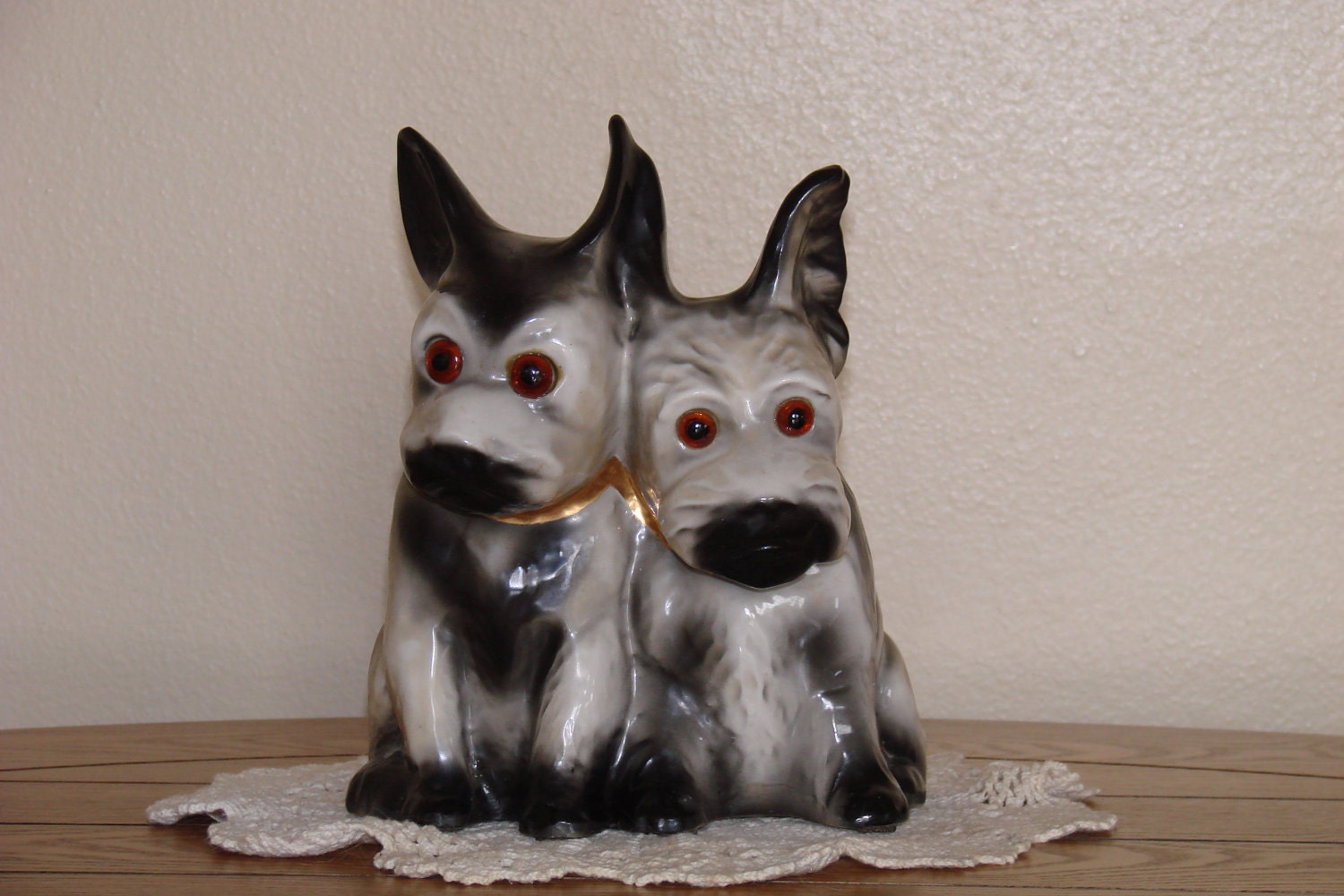 Vintage TV Lamp With Glass Eyes - Rare Roberts of Calif.