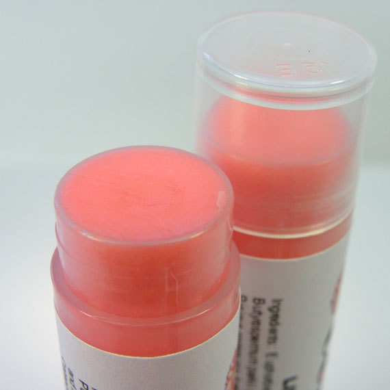 LIP REPAIR quick penetrating precious oils, aloe vera, shea butter, and moisturizing ingredients, 5ml