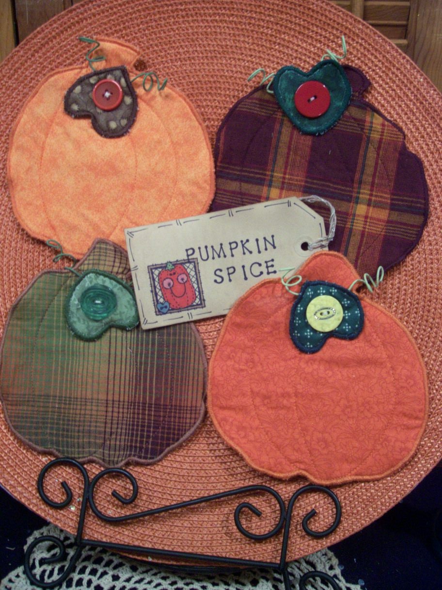 Primitive Country FALL HARVEST PUMPKINS Fabric Coasters Mug Mats Bowl Fillers Ornies