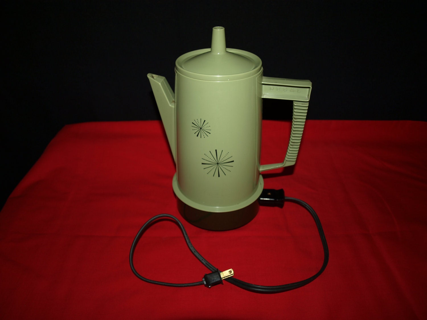 Retro Regal Green Electric Percolator Coffee Pot by begladisland