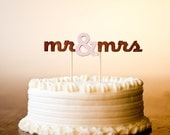 The Classic Wedding Cake Topper - Mr and Mrs - in Light Pink - Large - Ready to ship