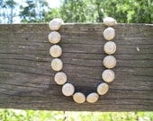 Necklace of white Howliet
