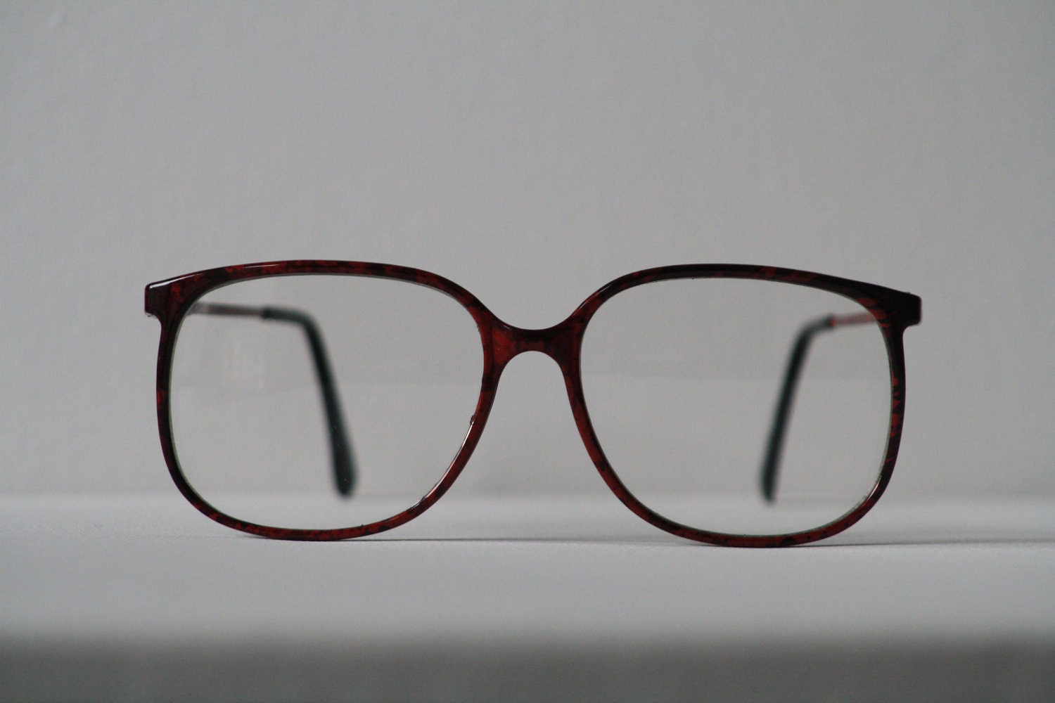 Red Vintage Sparkle Deadstock Fashion Clear Glasses A32
