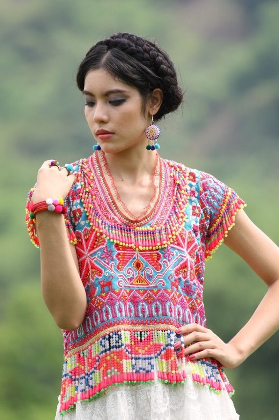 Hmong Bracelet / Pompom/Ethnic accessory /Wholesale