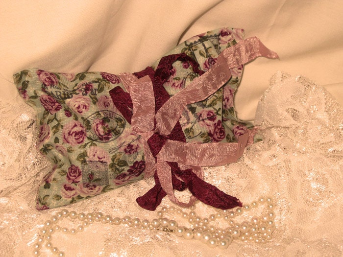 French Vintage Handmade 100% Organic Lavender Sachet French Love Letters  (Sachet010)