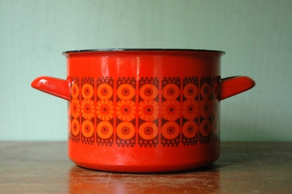 Finel Enamel Pot Kaj Franck - Danish Modern Daisy Pot Arabia of Finland
