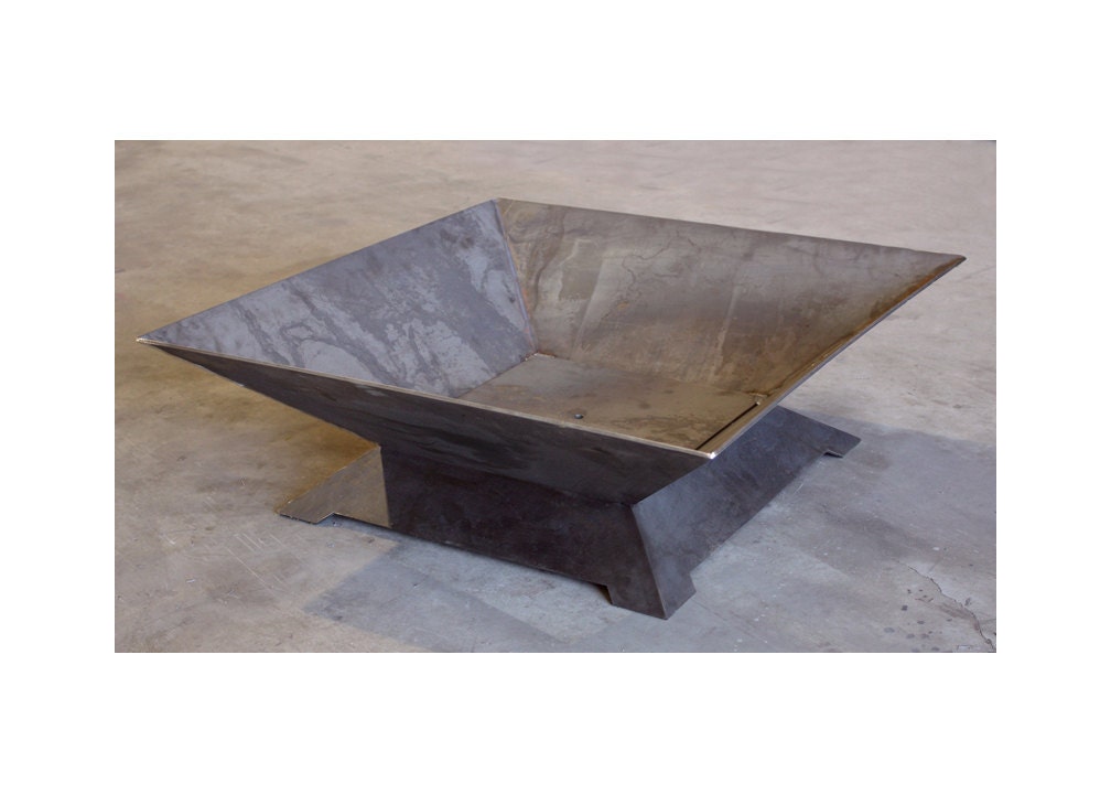 The Aztec fire pit 30"