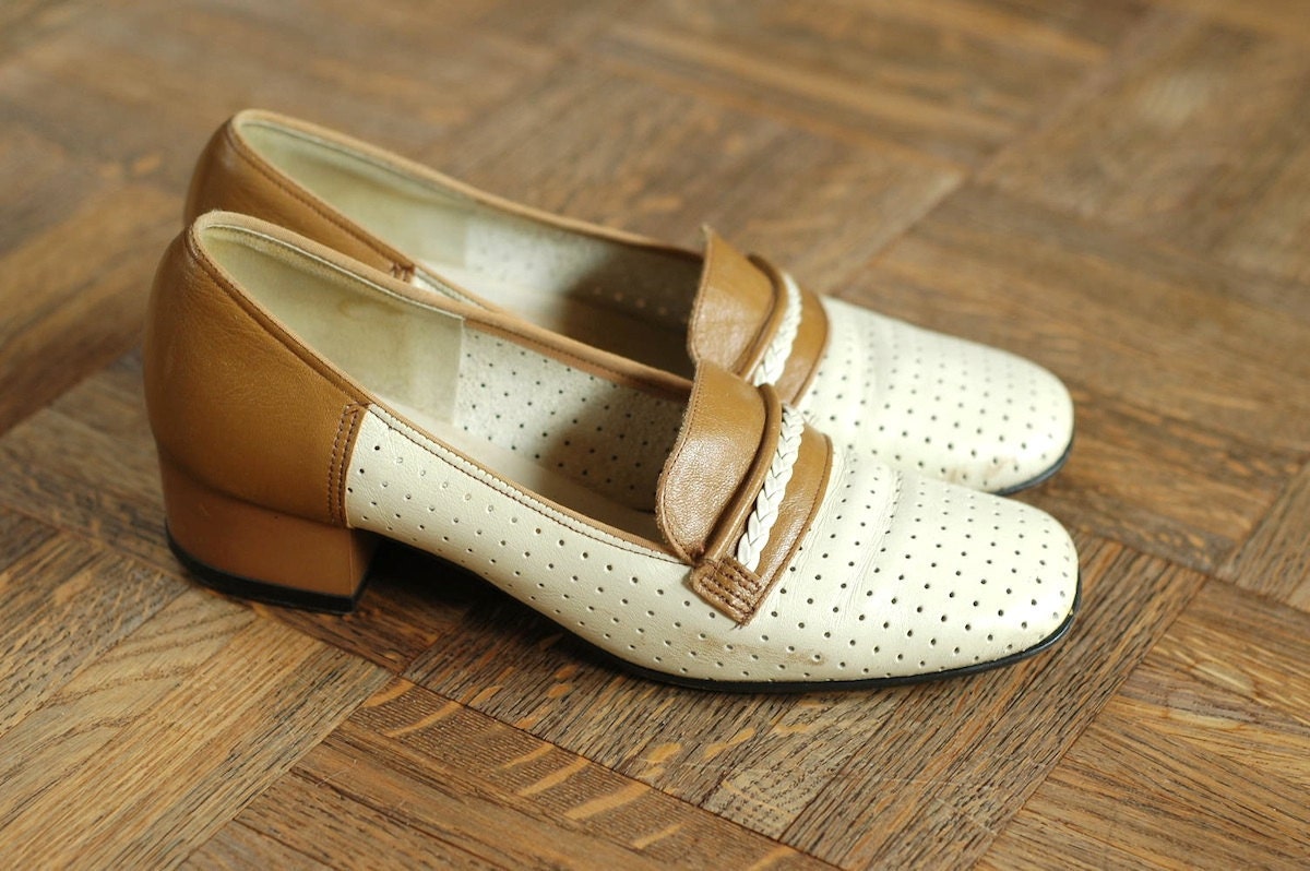 vintage 60s white loafers