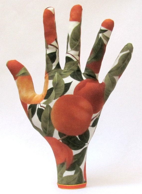 SLIM WristStyle Peaches & Cream Hand Jewelry Display HAND-Stand