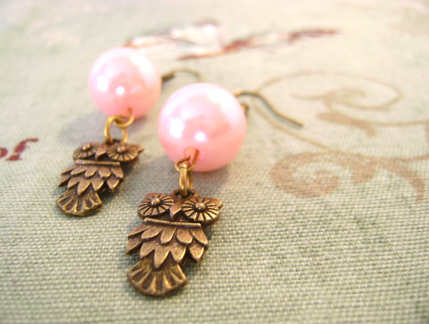 Owl Earrings with pink beads. Vintage inspired. Bronze. Gift for her. Under 20 USD