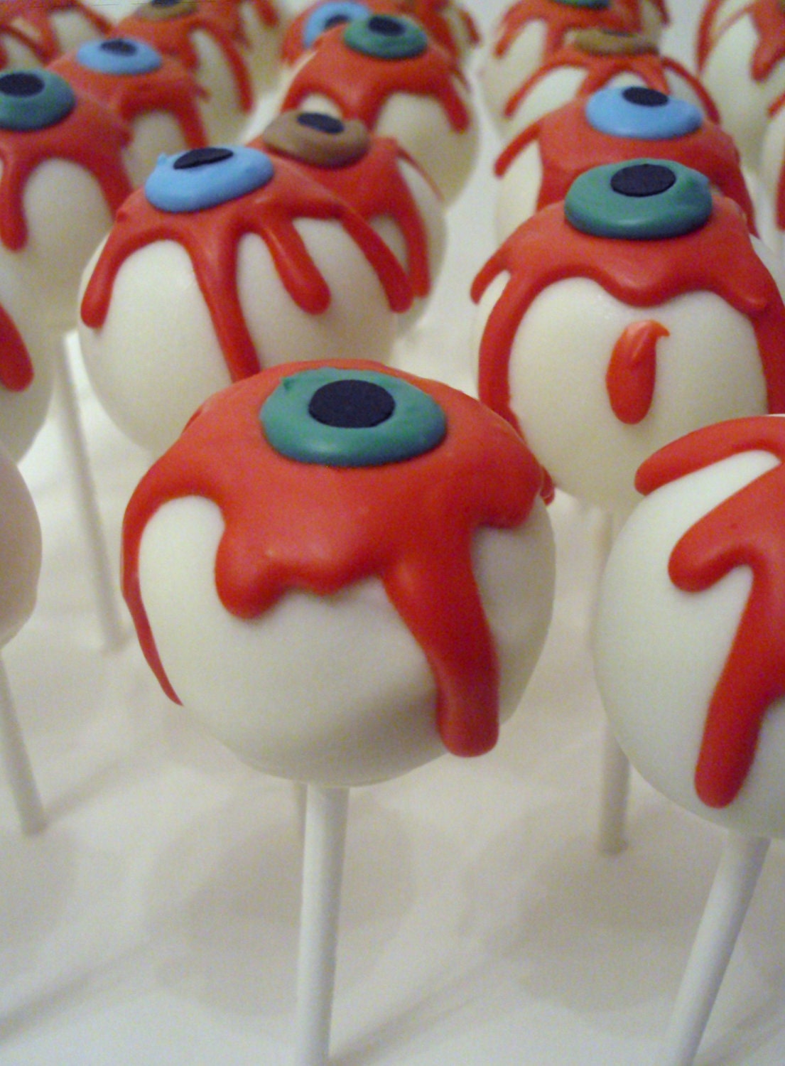 Halloween Cake Pops