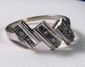 Vintage Estate 18k Angular Diamond Band - Size 6.25