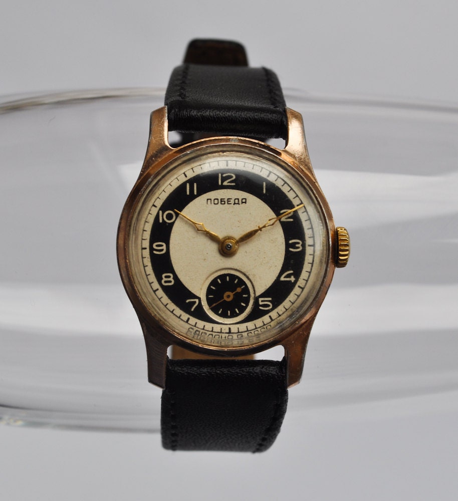 Vintage Soviet mechanical wristwatch"Pobeda".Maslennikov Factory.