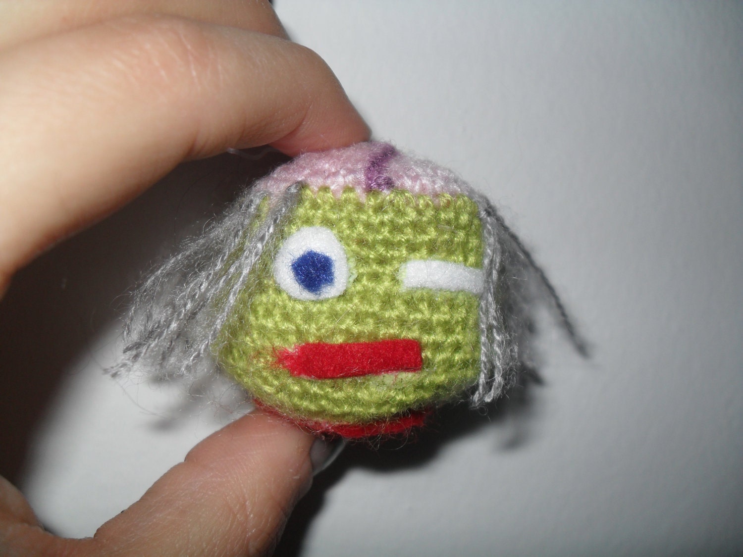 Green Zombie head cat toy