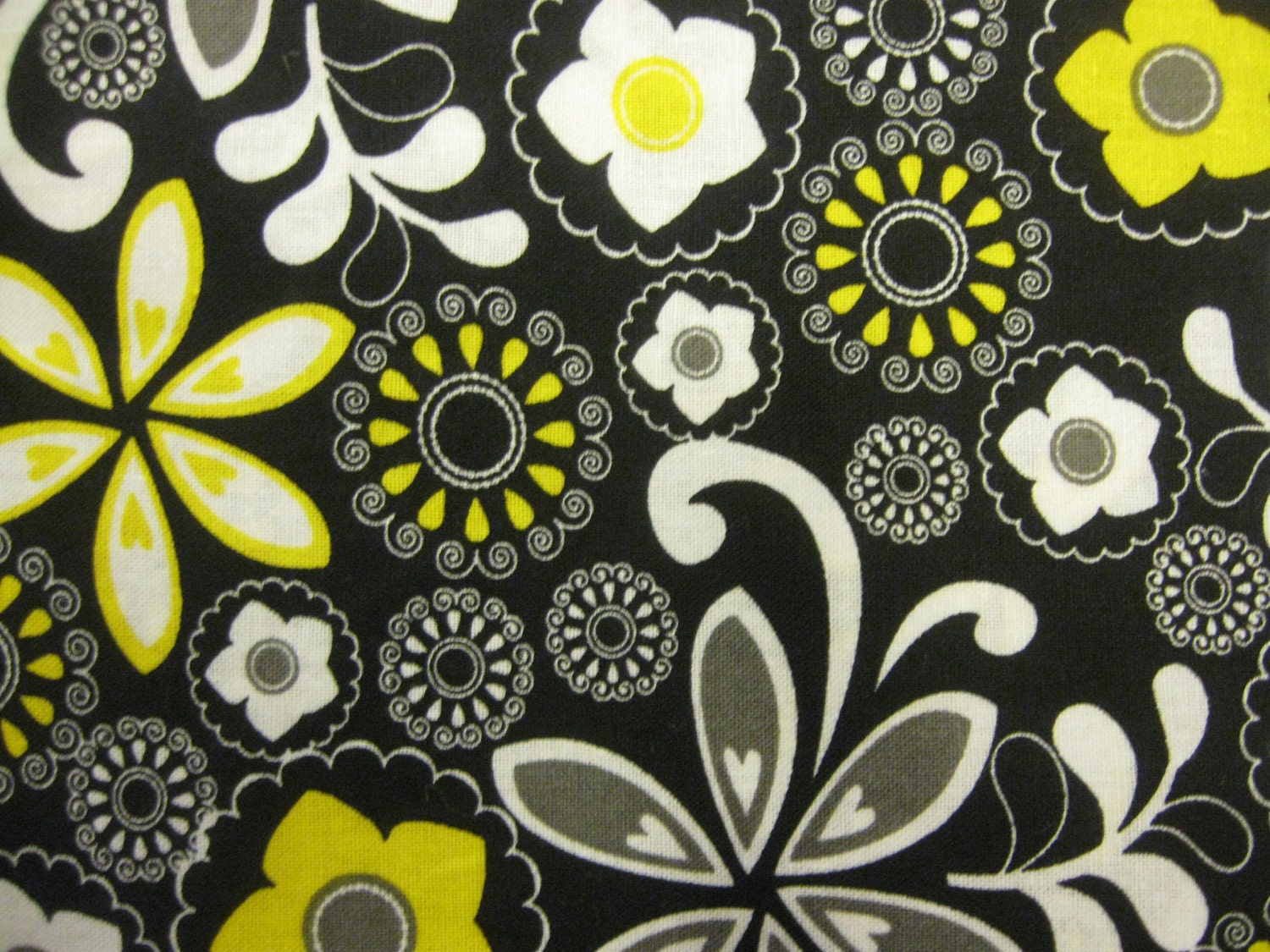 Breastfeeding cover,nursing cover like hooter hider yellow and black garden or choose fabric