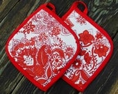 Red Paisley Fiercely Protective Pot Holders (2) Vintage Style