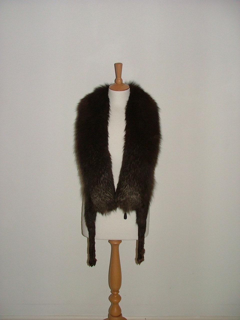 Vintage large 1950s real silver fox fur stole wrap scarf collar pelt