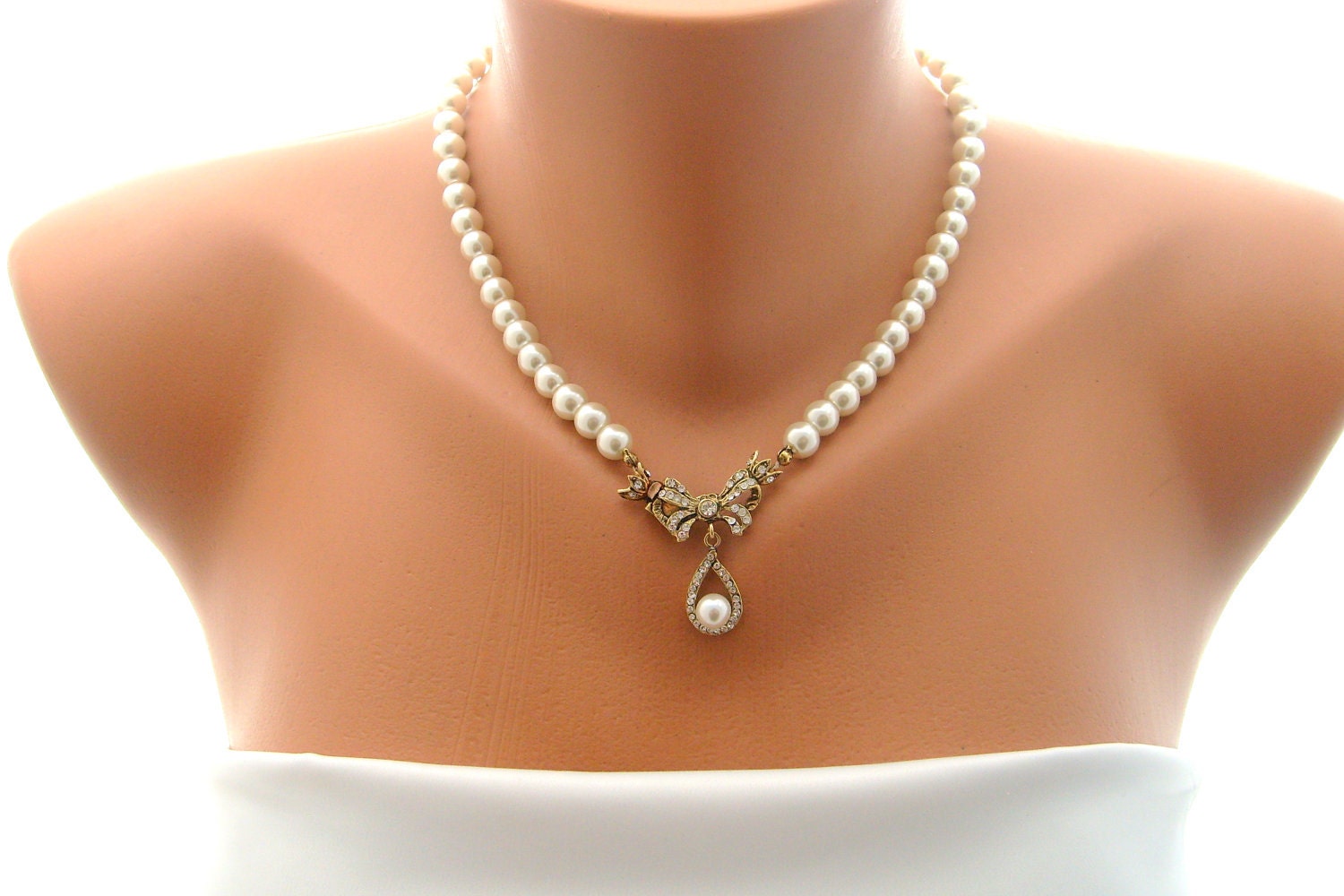 antique brass vintage style full strand ivory pearl classic bridal necklace wedding jewelry bridal jewelry