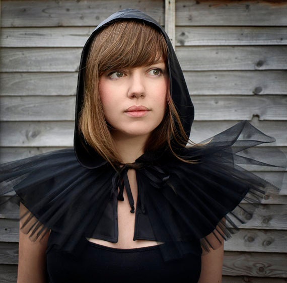 express shipping - adult witch costume. Vampire costume. black cape. Halloween costume women girls. victorian gothic hooded tulle
