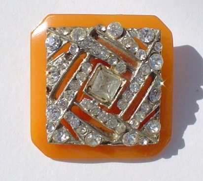 Vintage Button Pin/Pendant: Butterscotch Bakelite and Rhinestone Vintage Button Jewelry