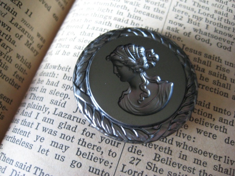 Antique Cameo Intaglio Rare 1940's Large Glass NOS