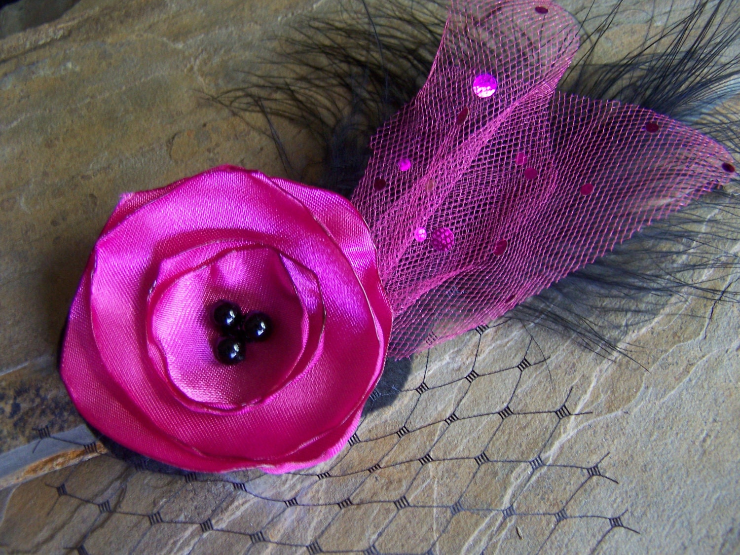 Dog Hat Diva Toy Dog Hat in Hot Pink and Black