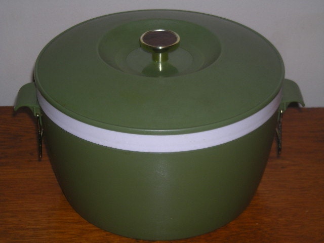 Vintage Ice Bucket in Avocado
