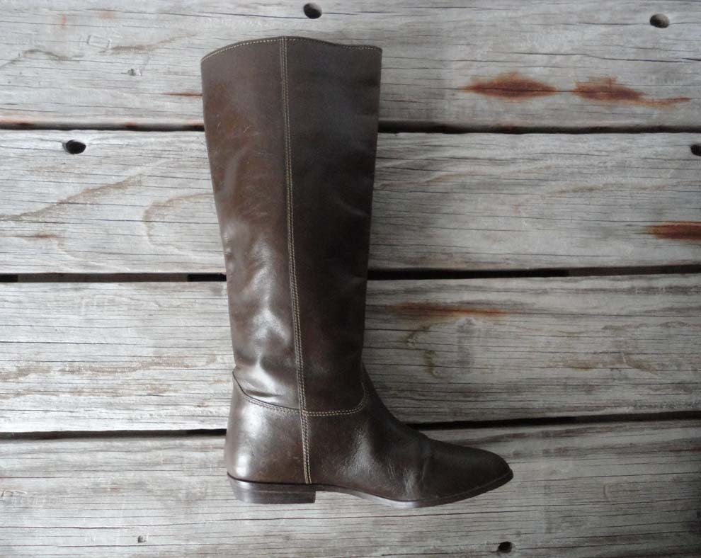 The Weekender. Super Soft Brown Leather Riding Boots. Size 6. Like New