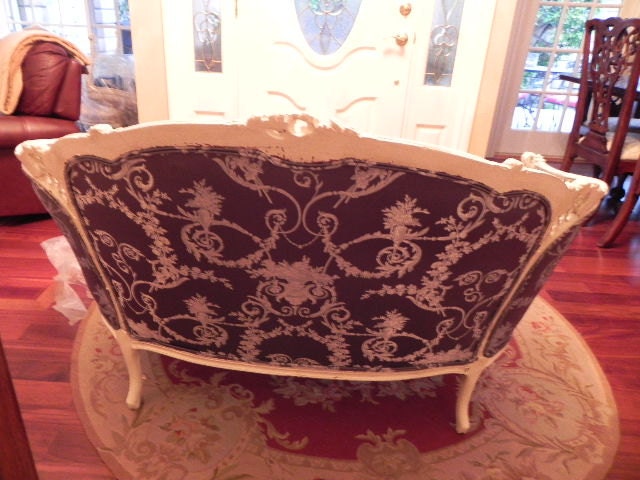 Exquisite Hand Carved French Settee