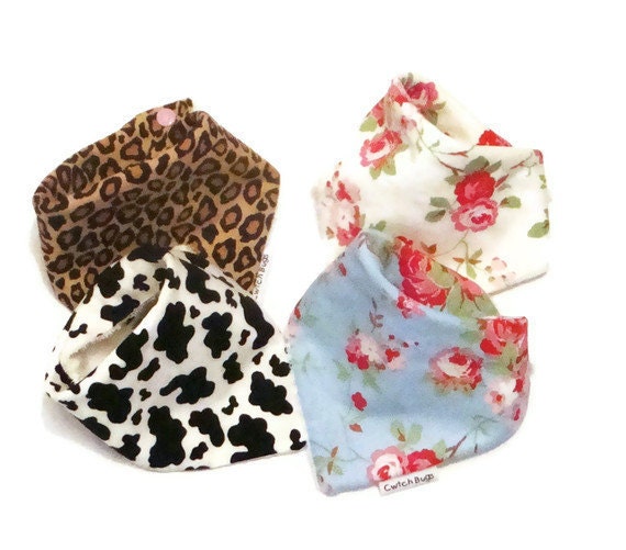 CHOOSE ANY 4 Bandana Bibs from the Cwtch Bugs range ... Special Price ... You Choose..
