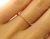 Gold  chain ring,  Custom Size, Thin and feminine, Minimum Jewelry,  rolo chain, everyday jewelry - Fifi LaBonge-