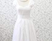White Pleated Dress Vintage Look Sweetheart With Bow