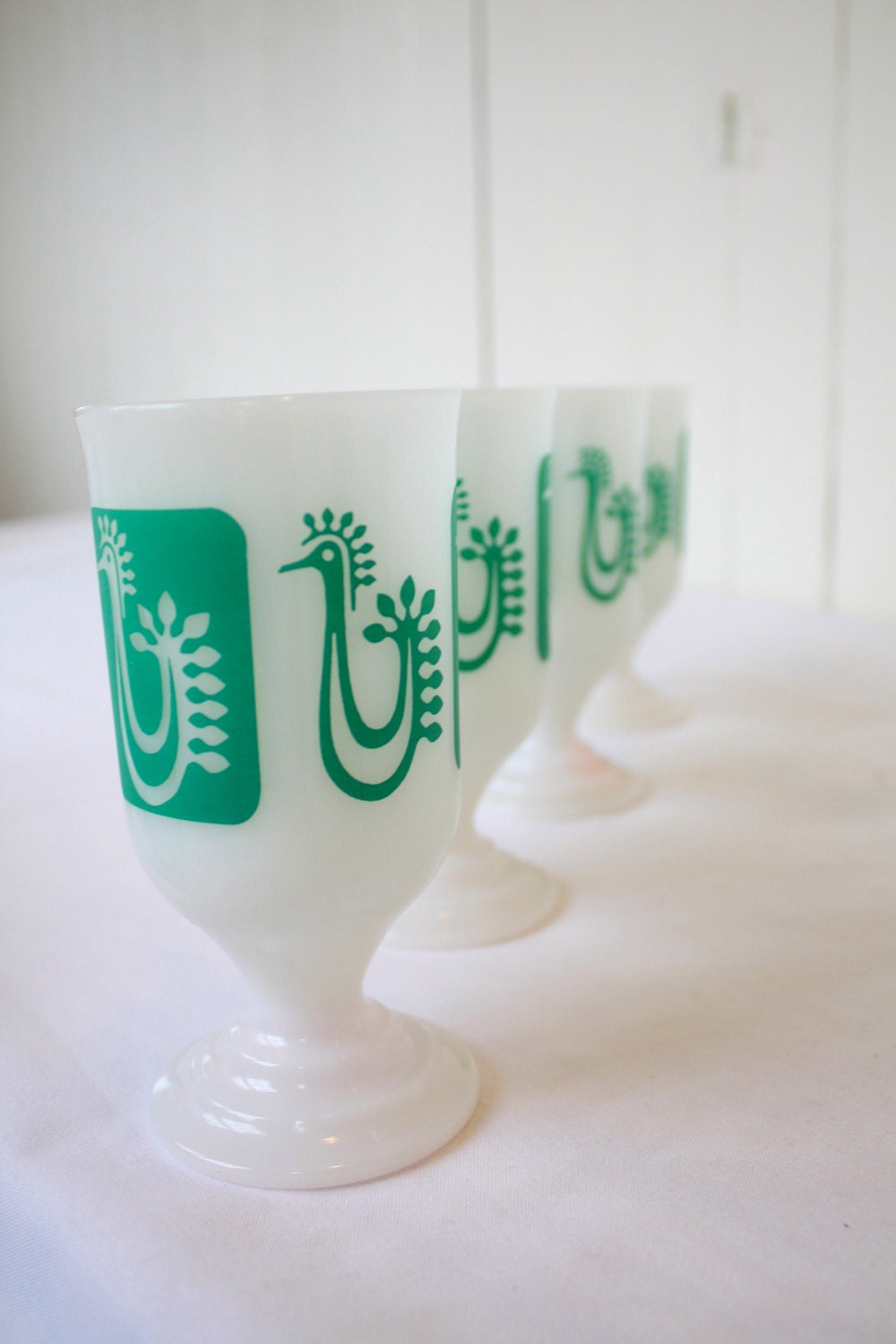 Milkglass Cups Mugs Glasses Turquoise Rooster Mid Century Mod Set of 4