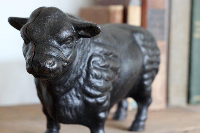 Cast Iron Bull Bank