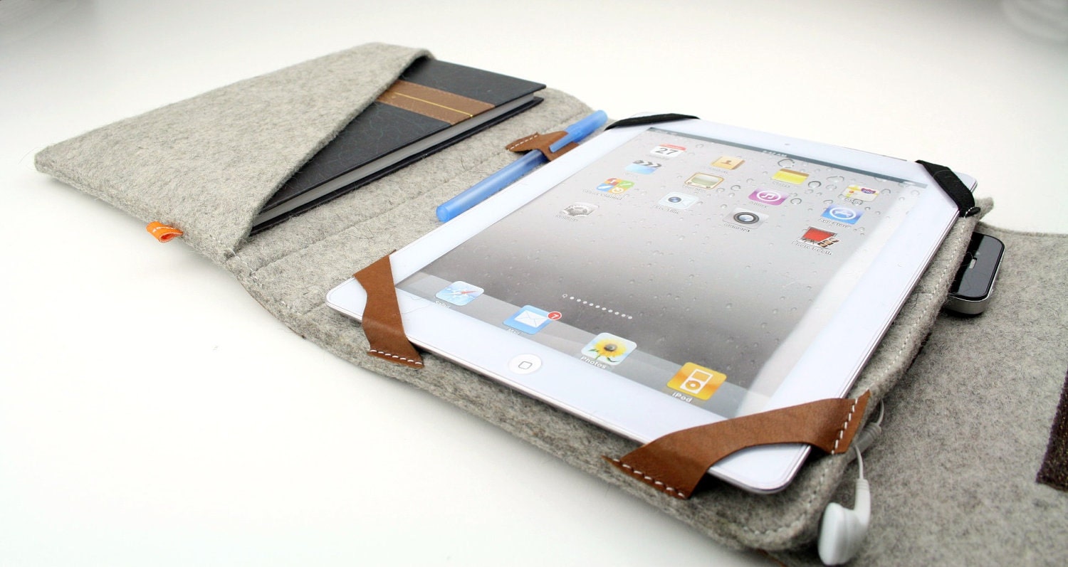 iPad Folio Case (Kitsilano) - Gray Wool Felt with Light Brown Leather