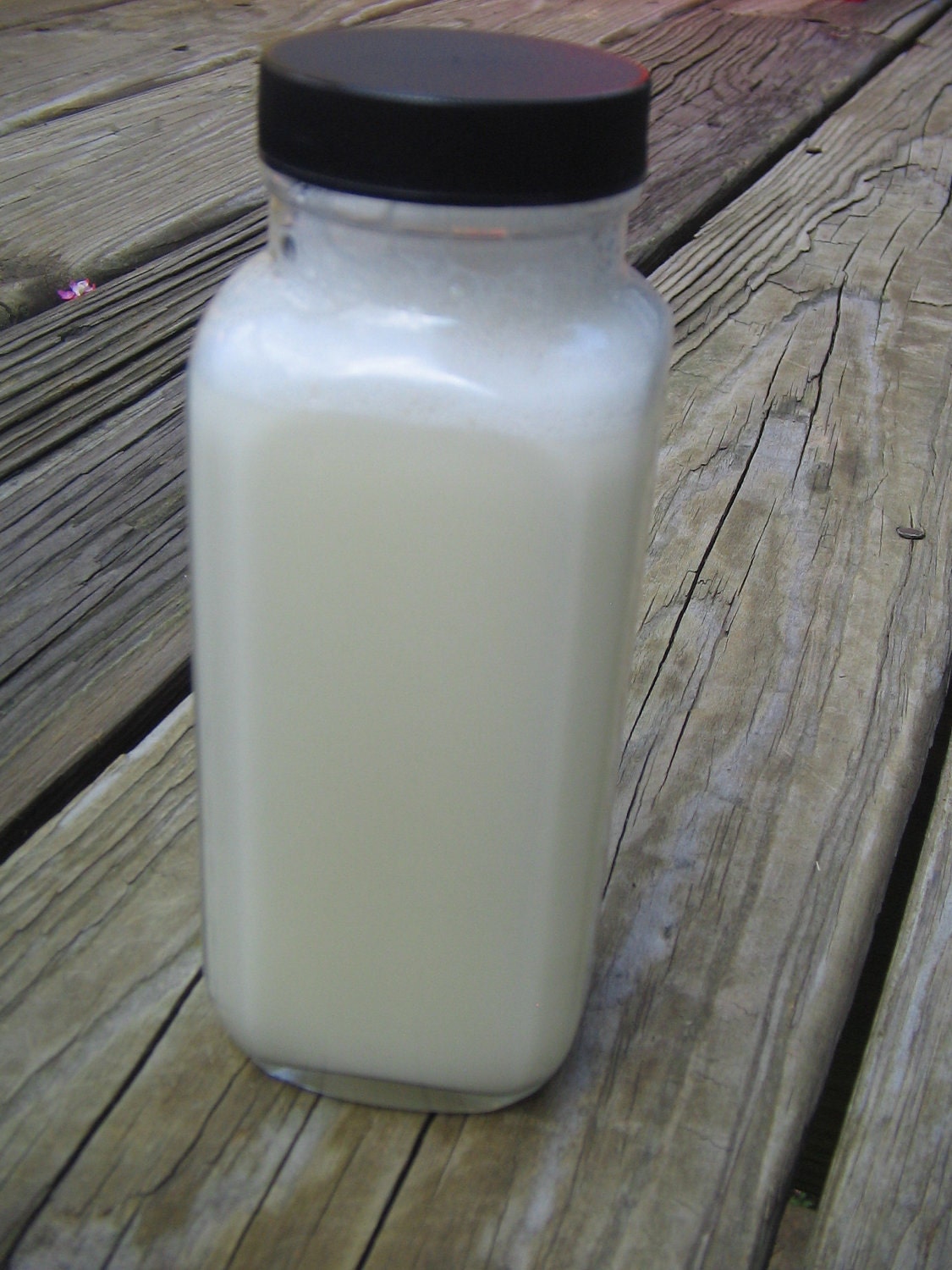 VEGAN MILKBATH- skin softening soak 11 oz.