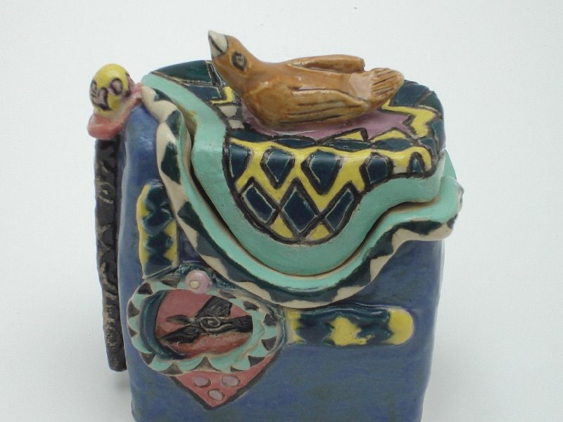 ceramic pottery lidded bird box ceramic art