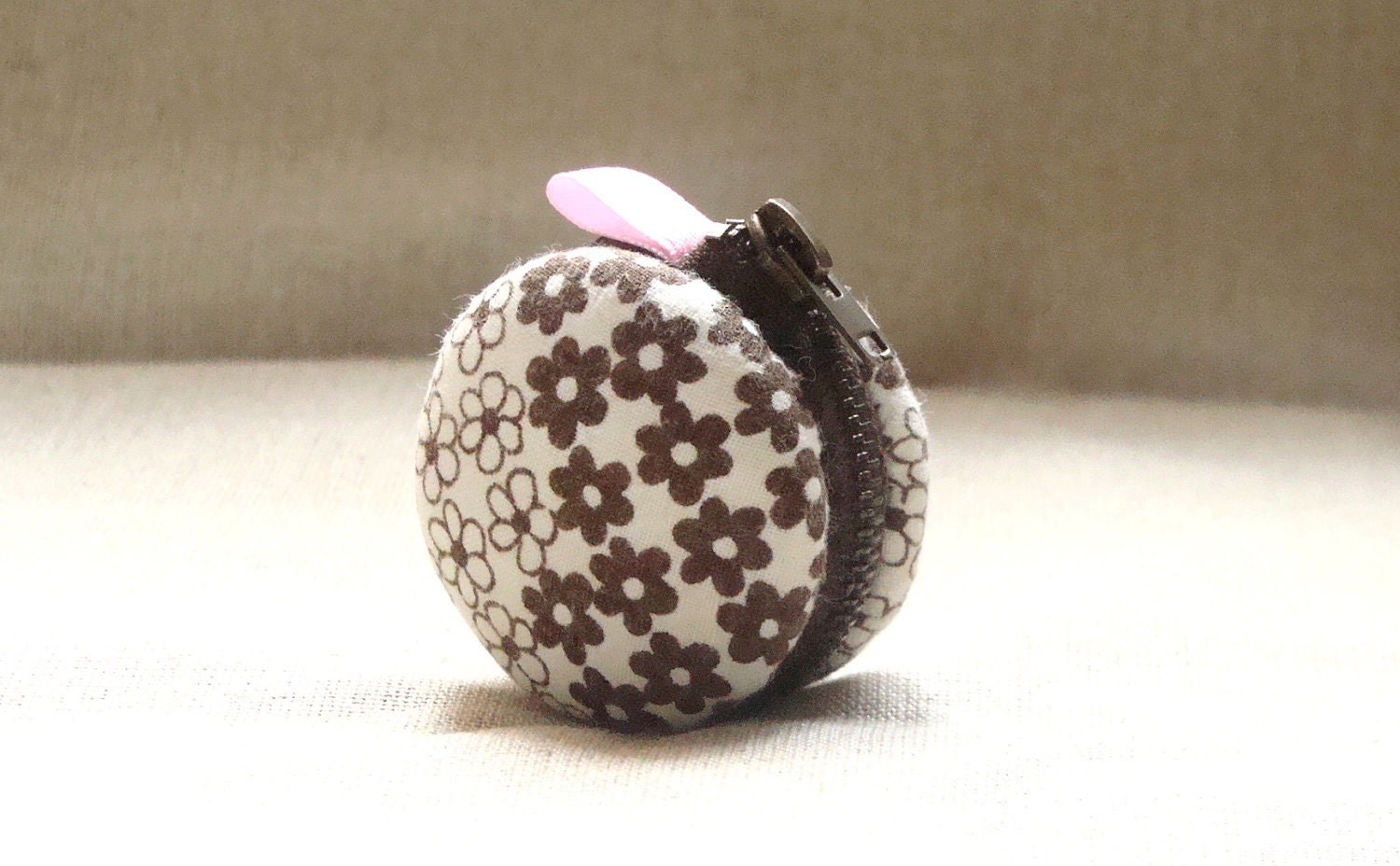 Macaron coin purse - change wallet, mini case purse, brown and cream flowers