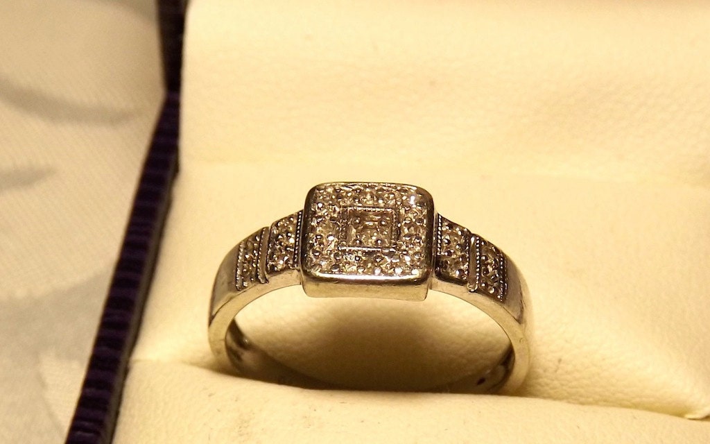Vintage Square Diamond Ring/ 9K White Gold/.20 Carats/Engagement/Wedding