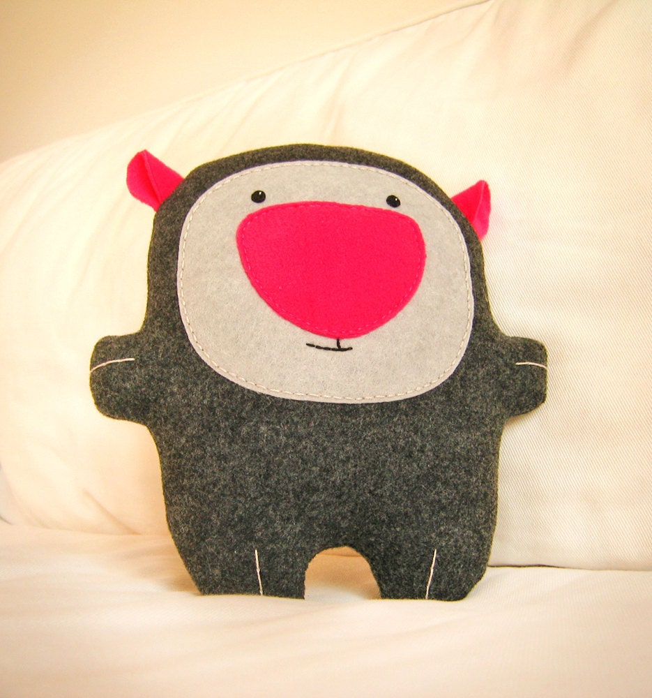 Bambak, adorable pink nose stuffie